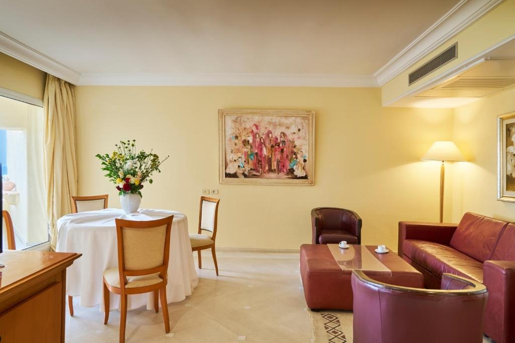 هتل نهراوس ریزورت اند تالاسو